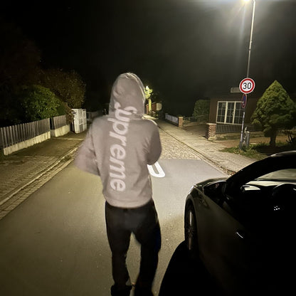SUPREME HOODIE