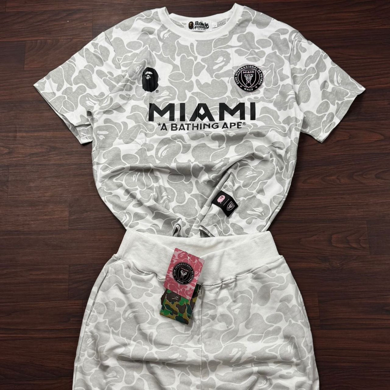 ENSEMBLE BAPE x MIAMI