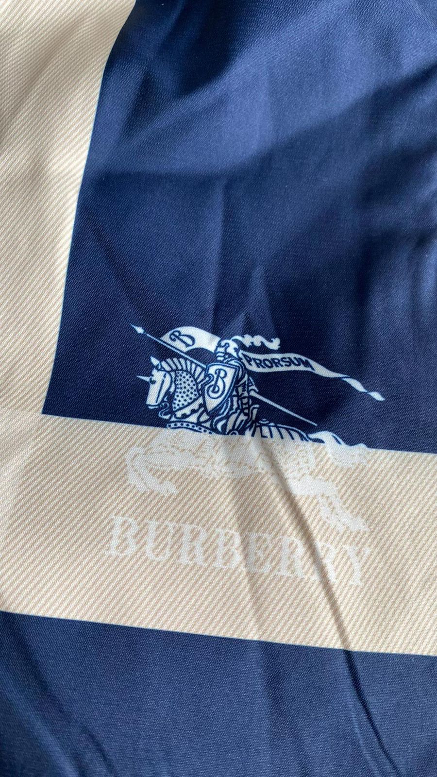 SHORT BURBURRY ROYAL