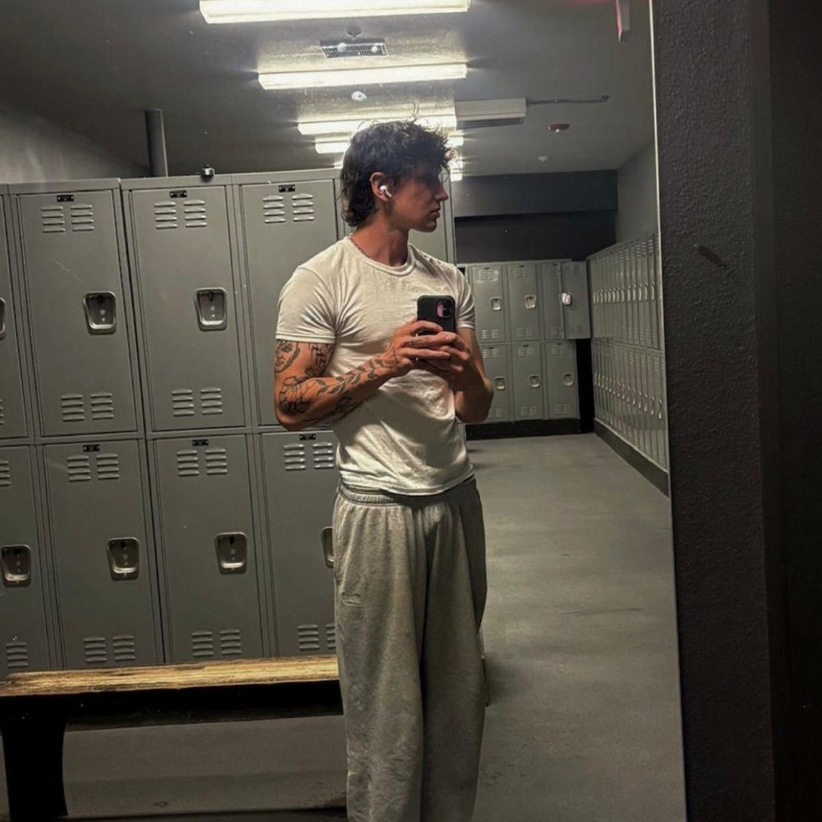 SLIM FITSHIRT×2