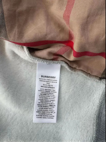 BURBURY ZIP UP